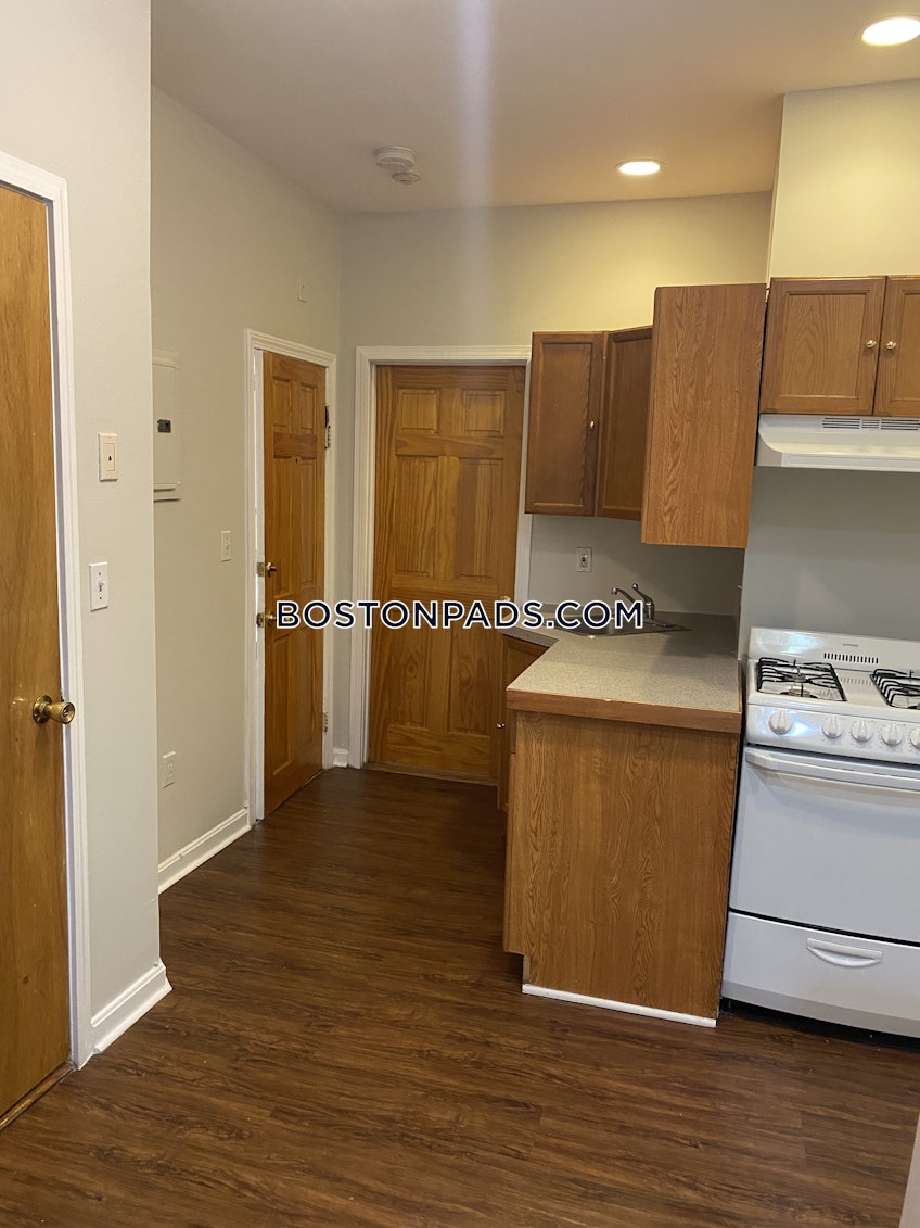 Boston - $4,000+ /month