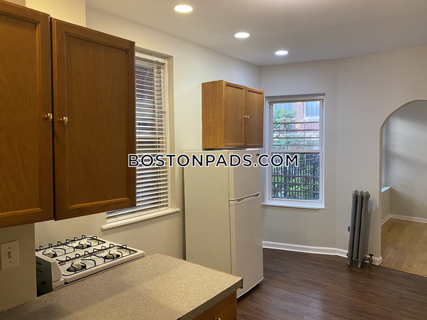 Boston - $4,000+ /month