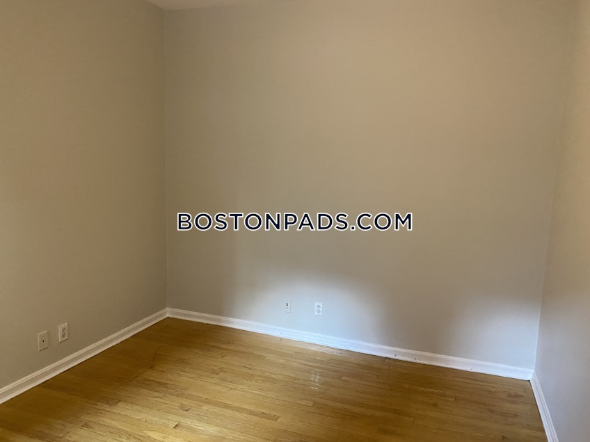 Boston - $4,000+ /month