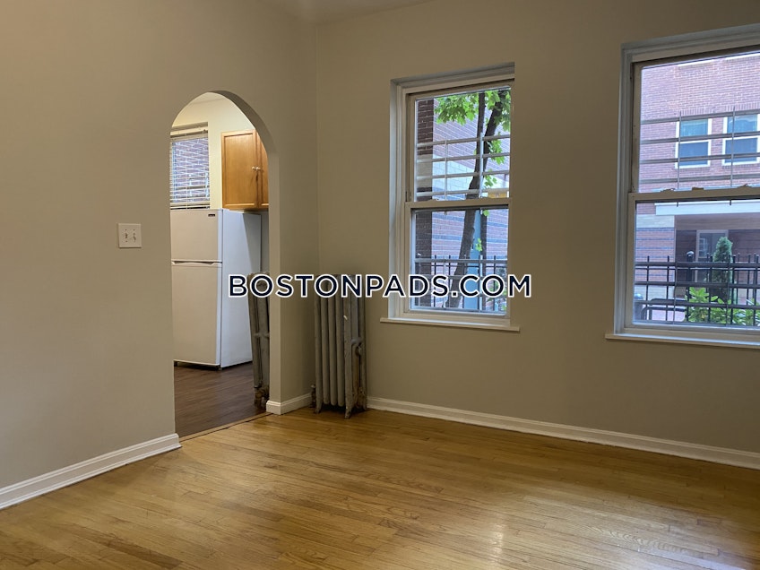 Boston - $4,000+ /month