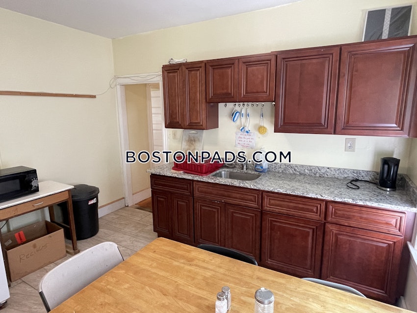 BOSTON - DORCHESTER - SAVIN HILL - 4 Beds, 1 Bath - Image 8