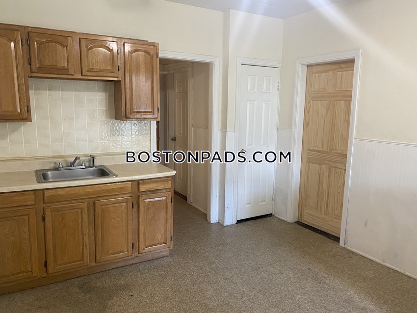 BOSTON - DORCHESTER/SOUTH BOSTON BORDER - 2 Beds, 1 Bath - Image 9