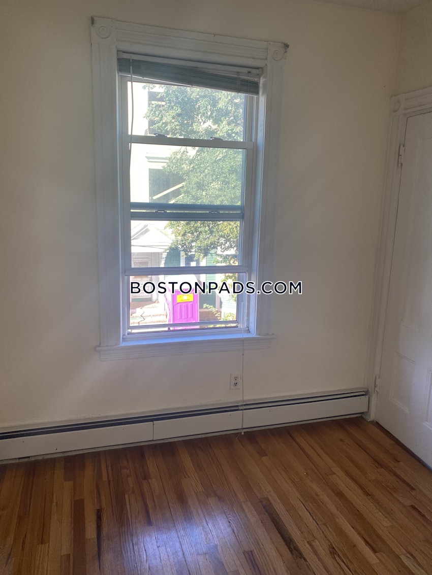 BOSTON - DORCHESTER/SOUTH BOSTON BORDER - 2 Beds, 1 Bath - Image 7