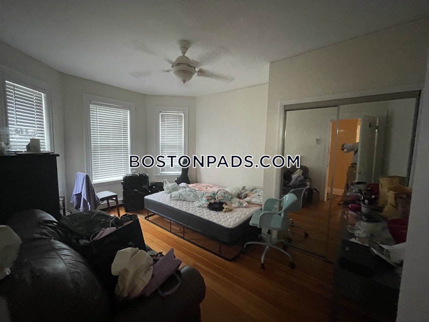 BOSTON - ALLSTON - 5 Beds, 2 Baths - Image 10