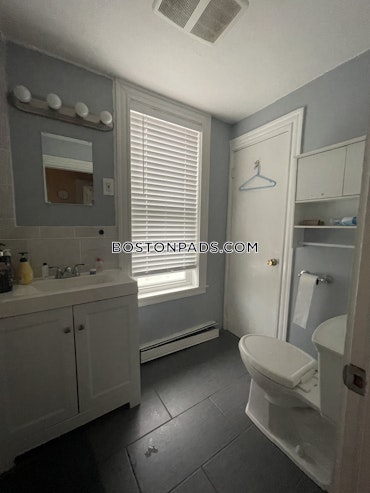 Boston - 5 Beds, 2 Baths