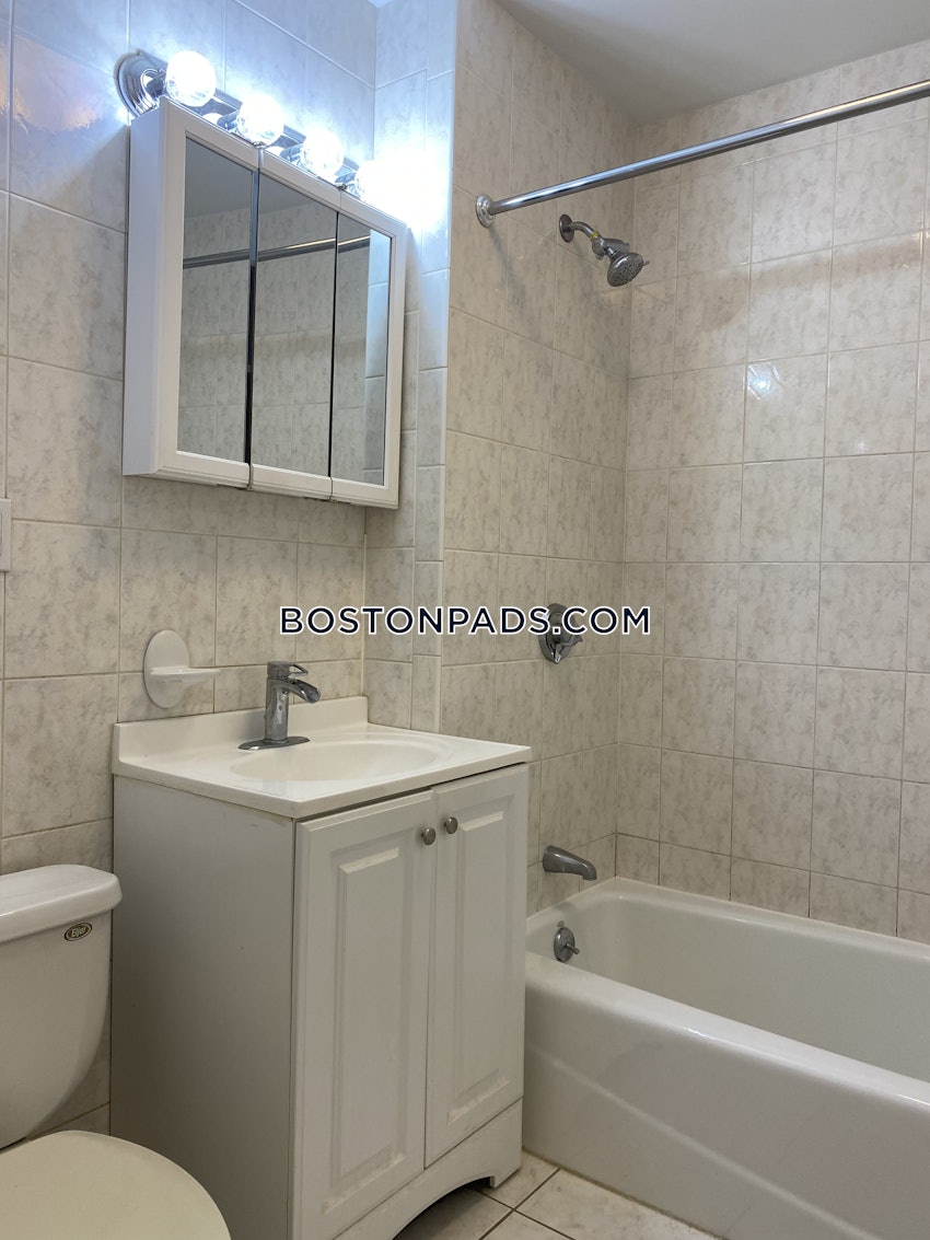 BOSTON - DORCHESTER - SAVIN HILL - 3 Beds, 1 Bath - Image 11