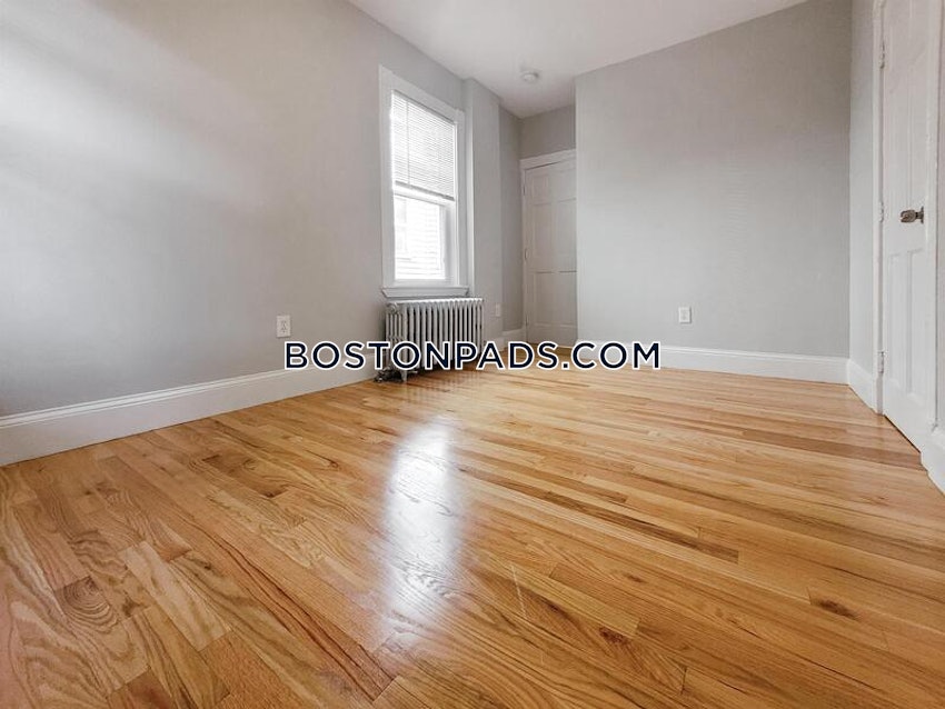 BOSTON - DORCHESTER - CENTER - 3 Beds, 1 Bath - Image 9