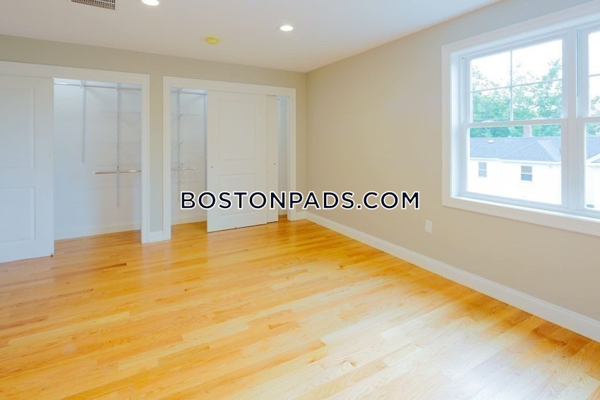 WALTHAM - 3 Beds, 3.5 Baths - Image 18