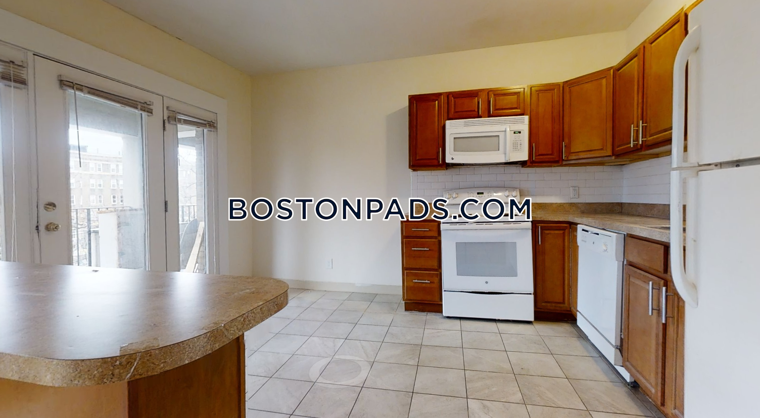 Allston, Boston, MA - 3 Beds, 2 Baths - $2,750 - ID#4459854