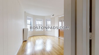 Commonwealth Ave. Boston