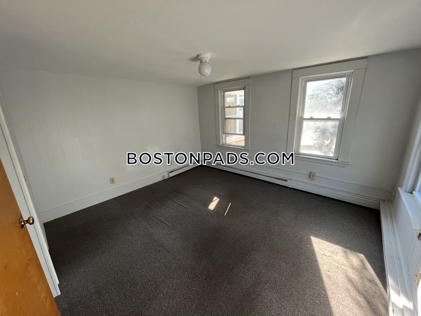 WAKEFIELD - 2 Beds, 1 Bath - Image 4