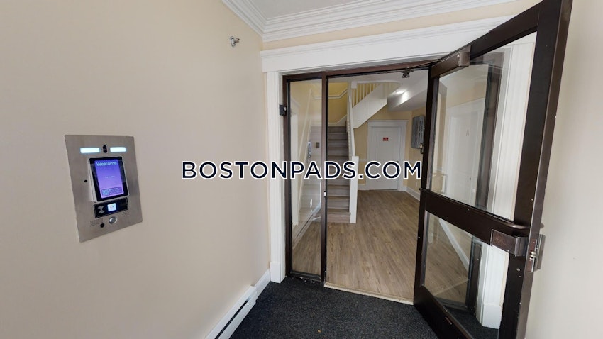 BOSTON - BRIGHTON - CLEVELAND CIRCLE - 1 Bed, 1 Bath - Image 11