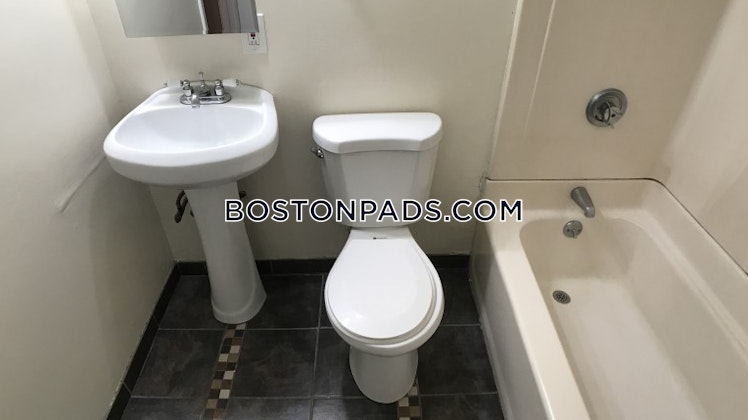 South Huntington Ave., Boston