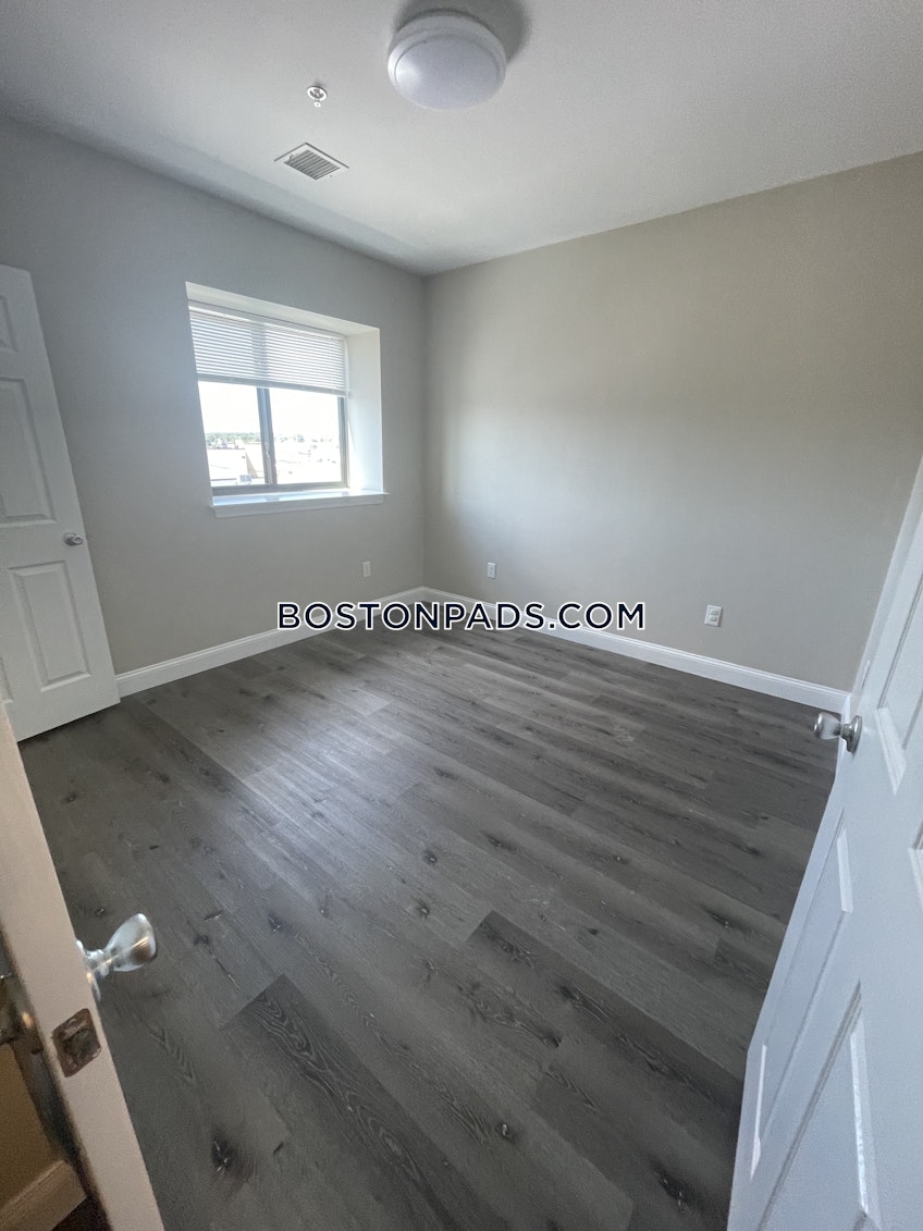 Lynn - $2,150+ /month