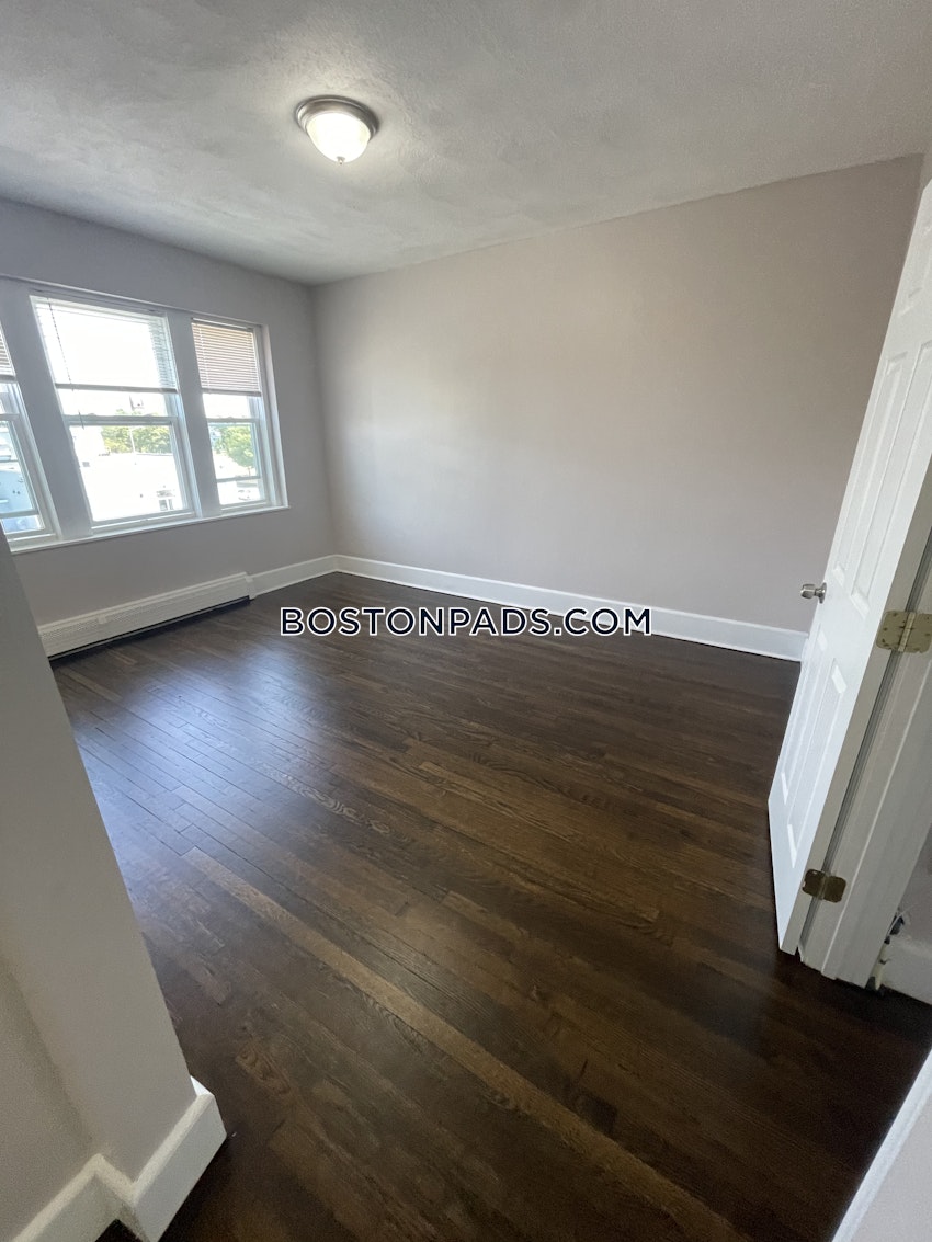 LYNN - 1 Bed, 1 Bath - Image 7