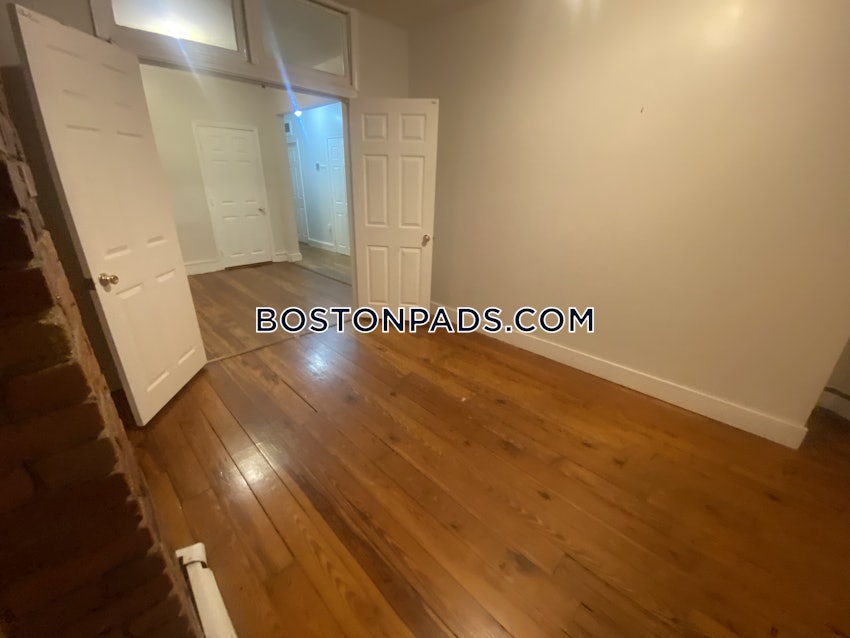 BOSTON - DORCHESTER/SOUTH BOSTON BORDER - 3 Beds, 1 Bath - Image 26