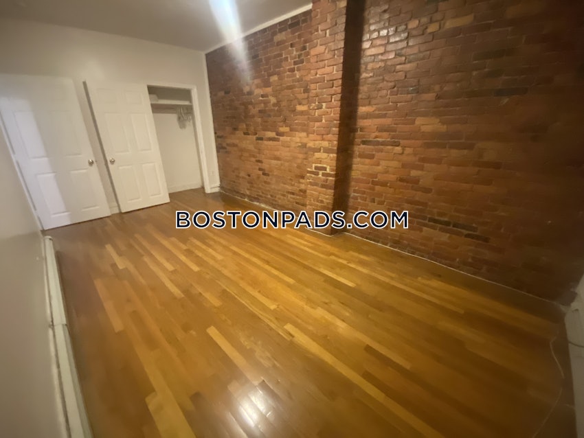 BOSTON - DORCHESTER/SOUTH BOSTON BORDER - 3 Beds, 1 Bath - Image 14