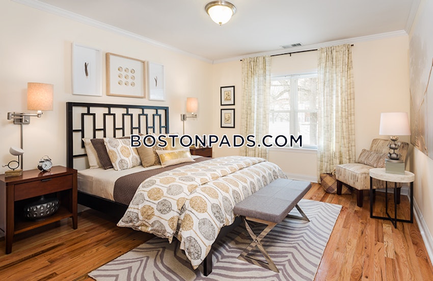 BOSTON - WEST ROXBURY - 1 Bed, 1.5 Baths - Image 3