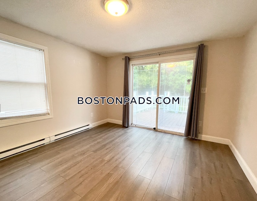 BOSTON - DORCHESTER/SOUTH BOSTON BORDER - 6 Beds, 2 Baths - Image 27