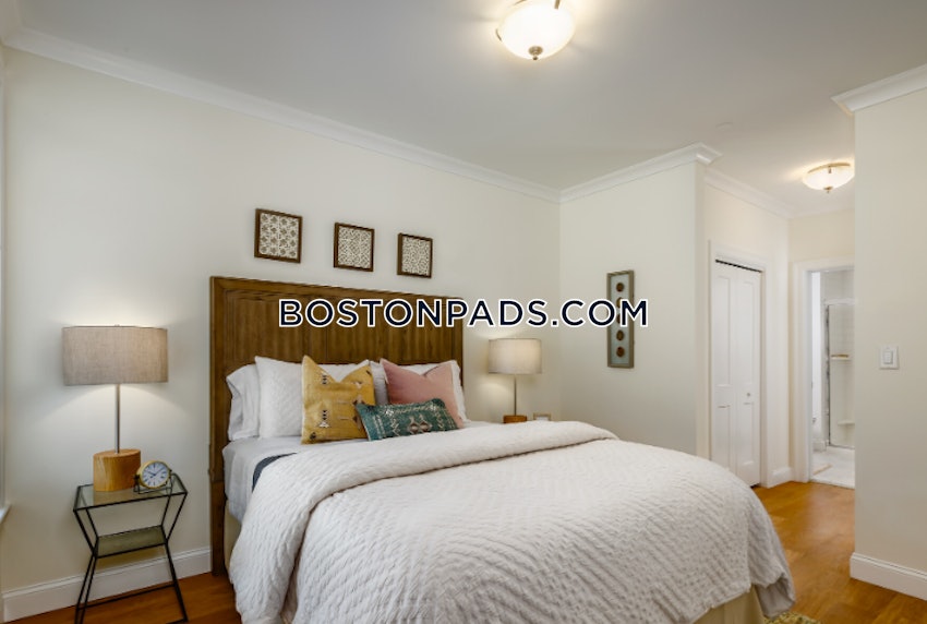 BROOKLINE - CHESTNUT HILL - 2 Beds, 2 Baths - Image 9