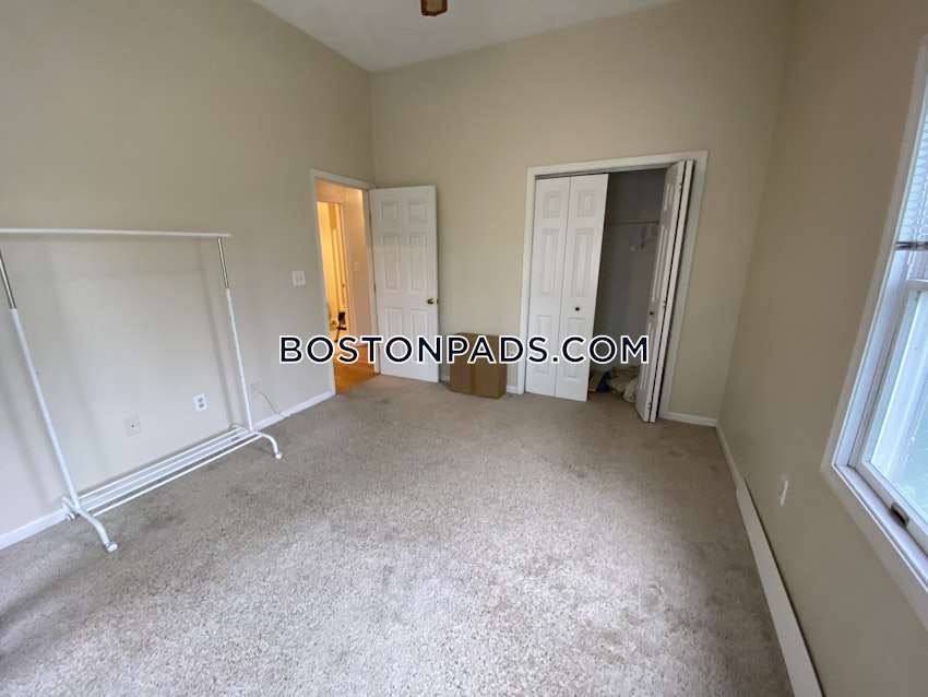 MALDEN - 2 Beds, 1 Bath - Image 11