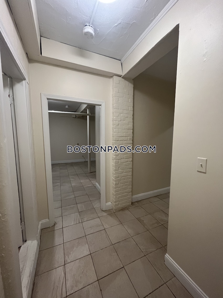 BROOKLINE- BOSTON UNIVERSITY - 2 Beds, 1 Bath - Image 10