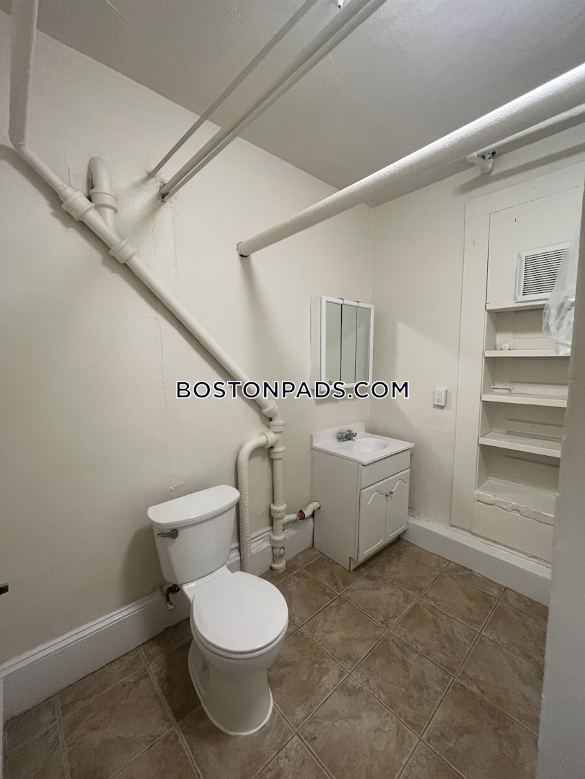 BROOKLINE- BOSTON UNIVERSITY - 2 Beds, 1 Bath - Image 17