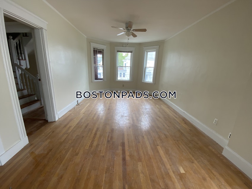 BOSTON - BRIGHTON - BRIGHTON CENTER - 3 Beds, 1.5 Baths - Image 2