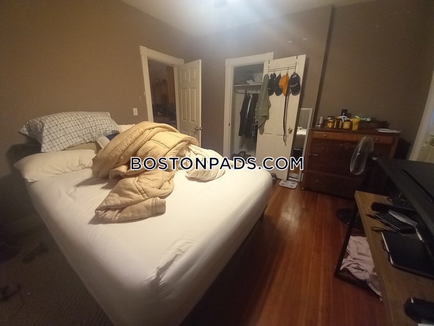 BOSTON - SOUTH BOSTON - ANDREW SQUARE - 3 Beds, 1 Bath - Image 13