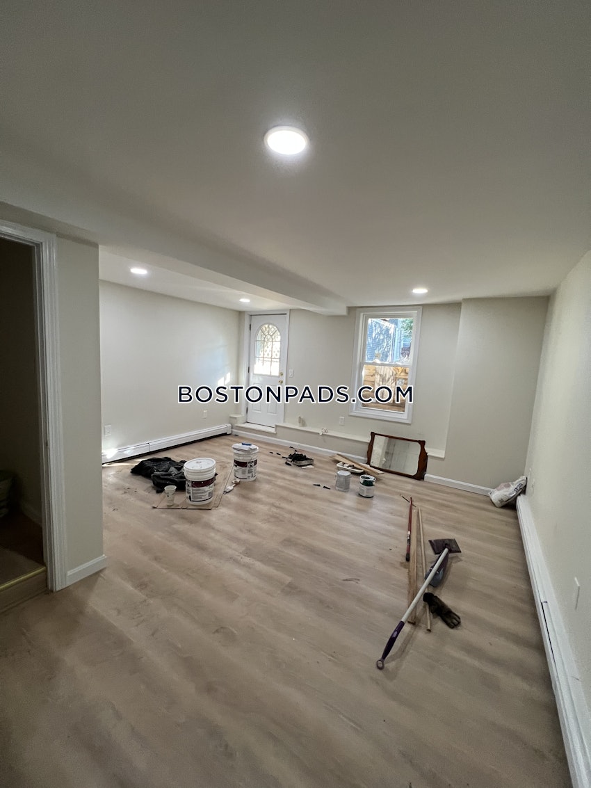 BOSTON - SOUTH BOSTON - ANDREW SQUARE - 2 Beds, 2 Baths - Image 4