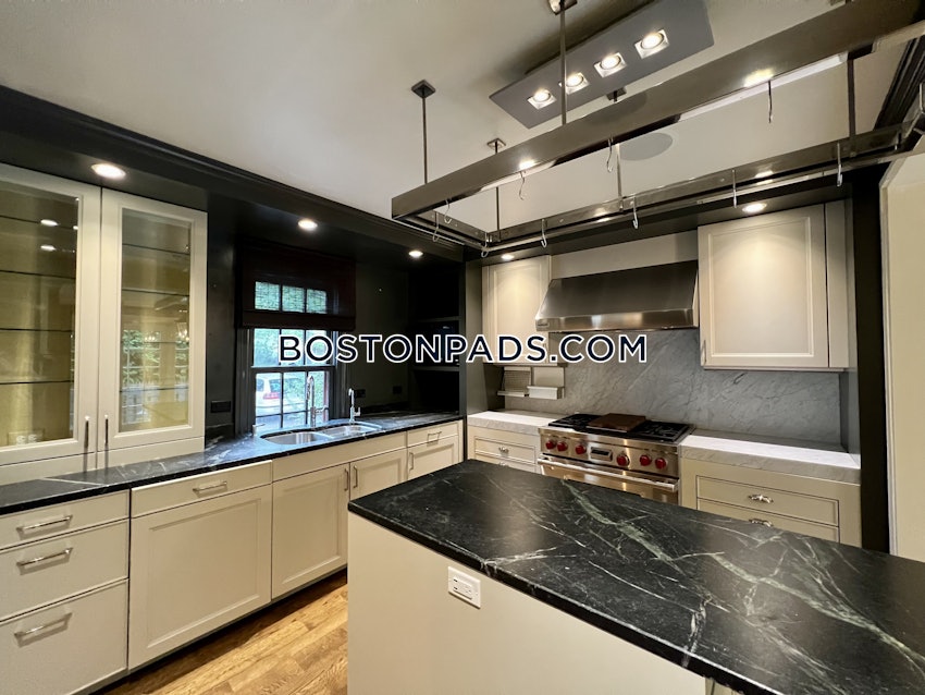 CAMBRIDGE - HARVARD SQUARE - 3 Beds, 3 Baths - Image 19