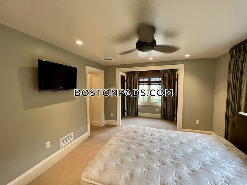 CAMBRIDGE - HARVARD SQUARE - 3 Beds, 3 Baths - Image 6