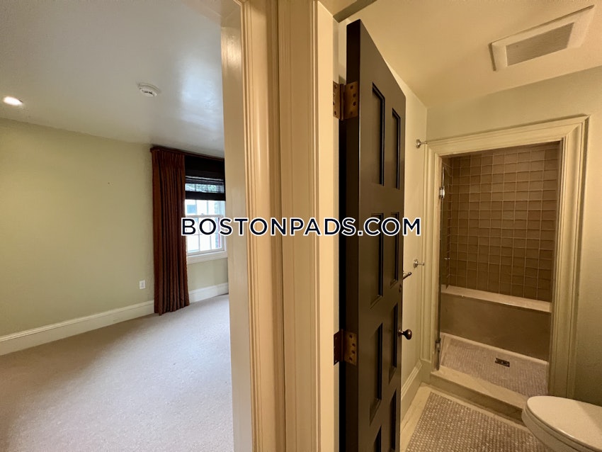 CAMBRIDGE - HARVARD SQUARE - 3 Beds, 3 Baths - Image 14