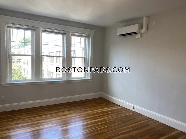 Forest St., Cambridge