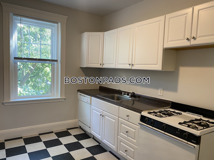 Forest St., Cambridge