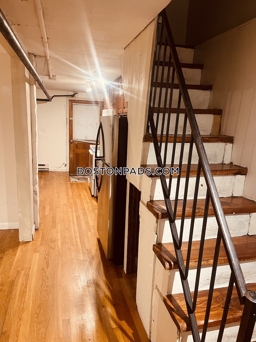 BOSTON - MISSION HILL - 1 Bed, 1 Bath - Image 8