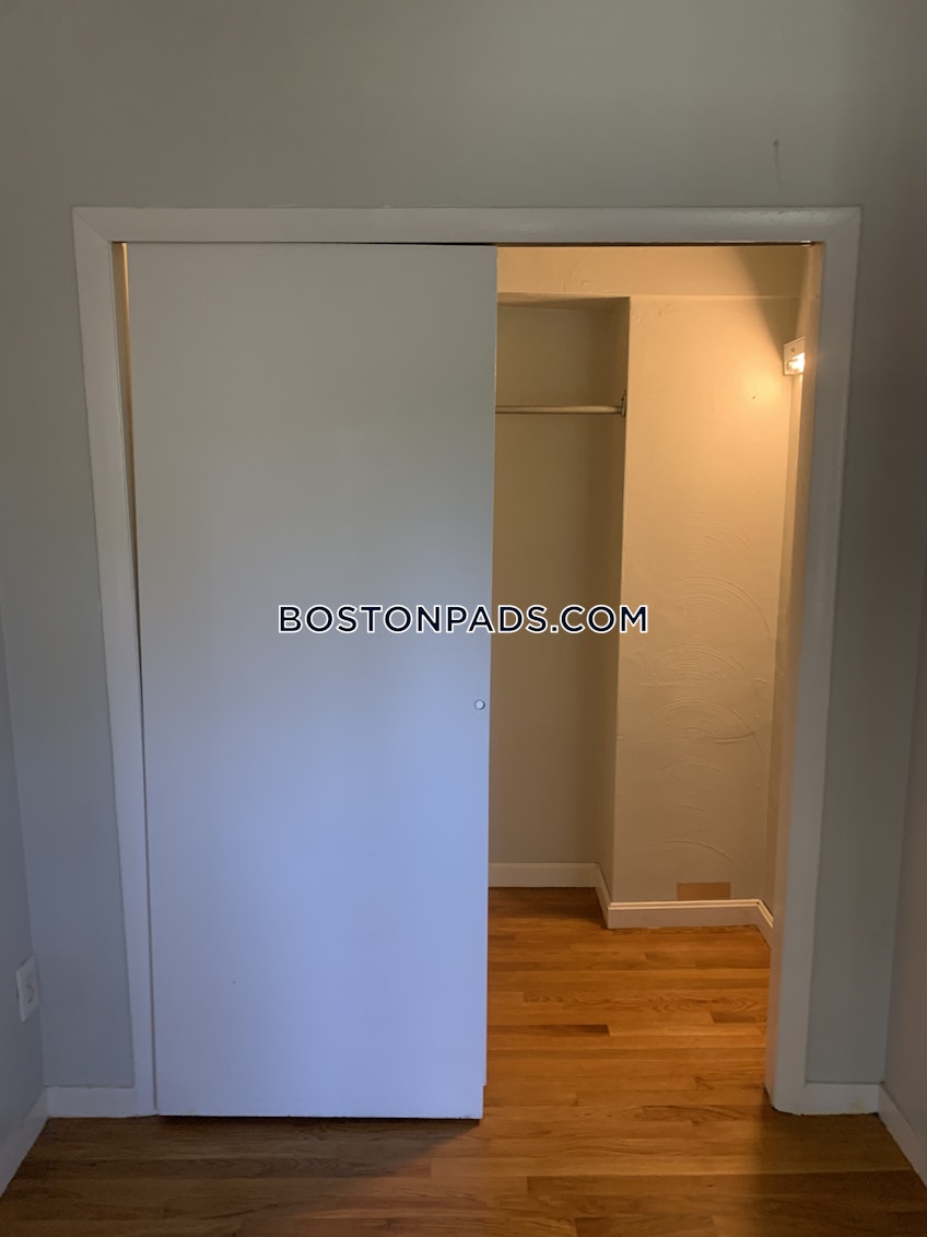 Boston - $2,800+ /month