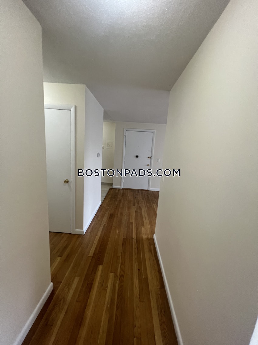 BOSTON - ALLSTON - 1 Bed, 1 Bath - Image 16