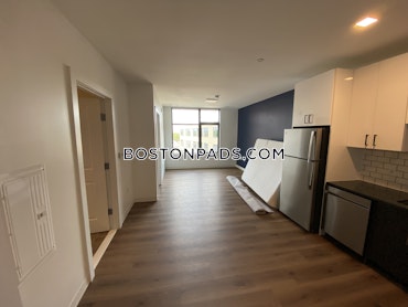 Boston - 1 Beds, 1 Baths