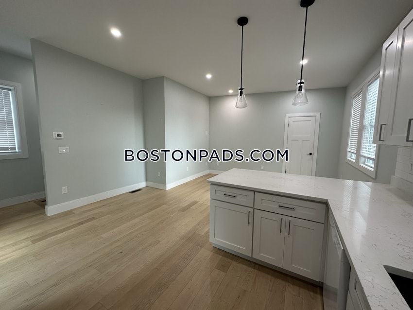 BOSTON - EAST BOSTON - ORIENT HEIGHTS - 2 Beds, 1.5 Baths - Image 10