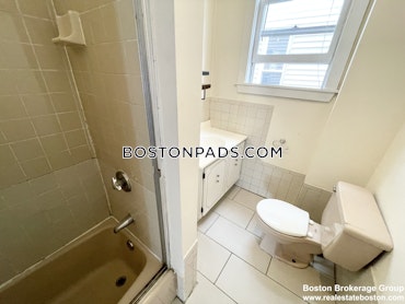 Boston - 4 Beds, 1 Baths