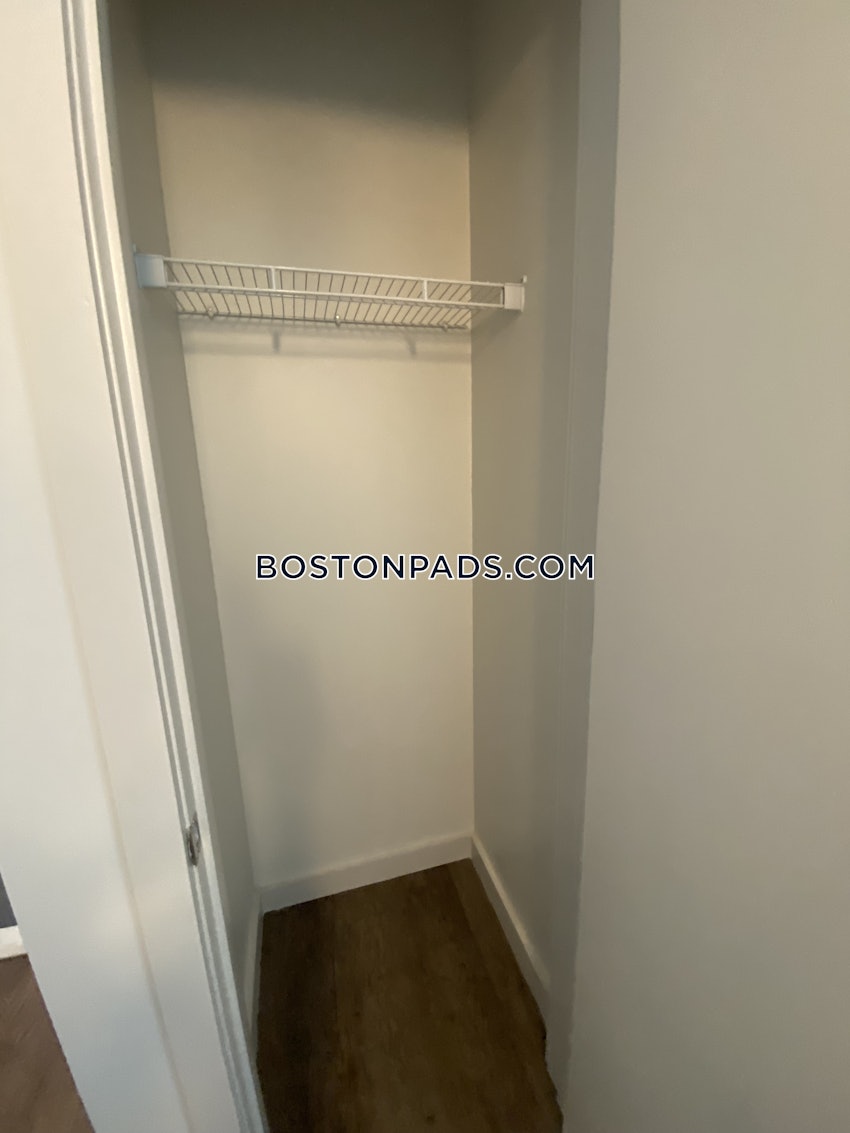 CAMBRIDGE - CENTRAL SQUARE/CAMBRIDGEPORT - 1 Bed, 1 Bath - Image 5