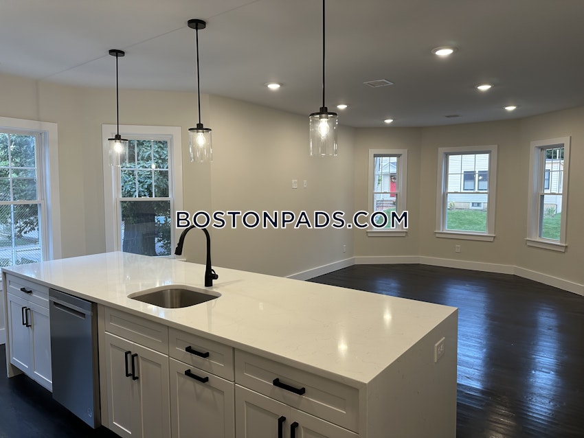 BOSTON - DORCHESTER - SAVIN HILL - 3 Beds, 2 Baths - Image 10