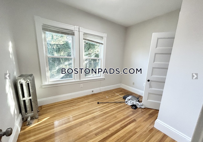 BOSTON - DORCHESTER/SOUTH BOSTON BORDER - 4 Beds, 1 Bath - Image 5