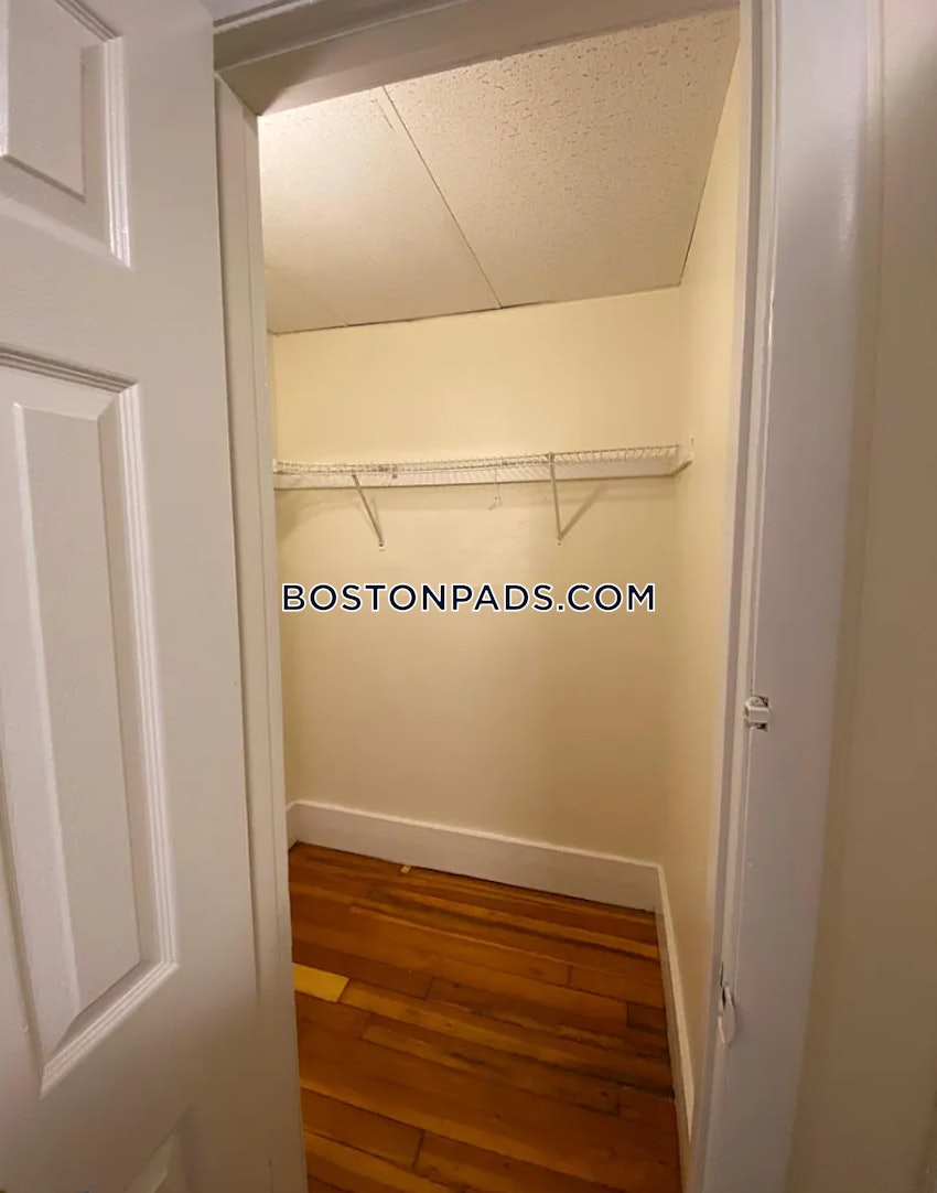 BOSTON - ALLSTON/BRIGHTON BORDER - 2 Beds, 1 Bath - Image 7