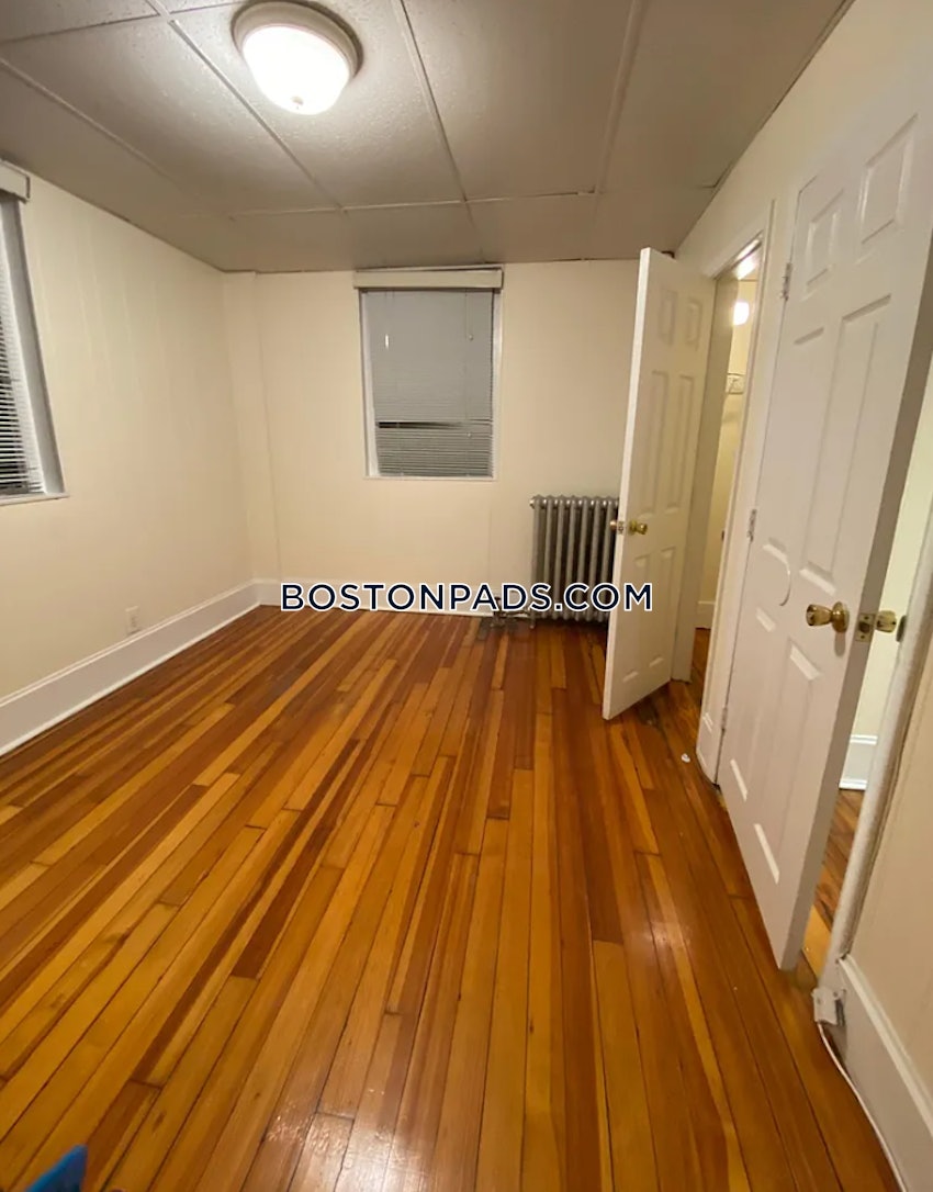 BOSTON - ALLSTON/BRIGHTON BORDER - 2 Beds, 1 Bath - Image 5