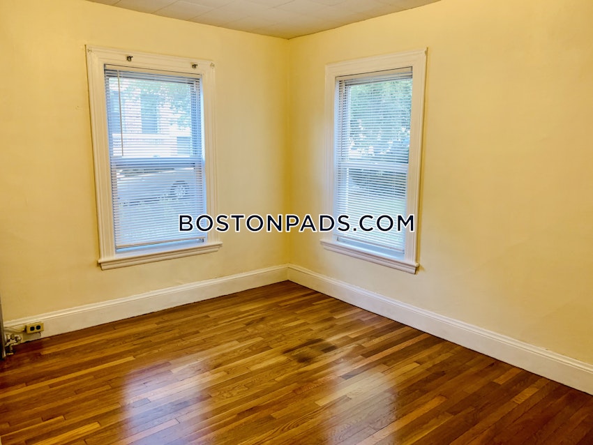 BOSTON - BRIGHTON - CLEVELAND CIRCLE - 4 Beds, 1 Bath - Image 39