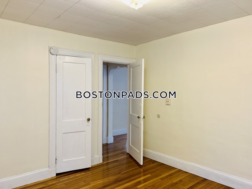 BOSTON - BRIGHTON - CLEVELAND CIRCLE - 4 Beds, 1 Bath - Image 38