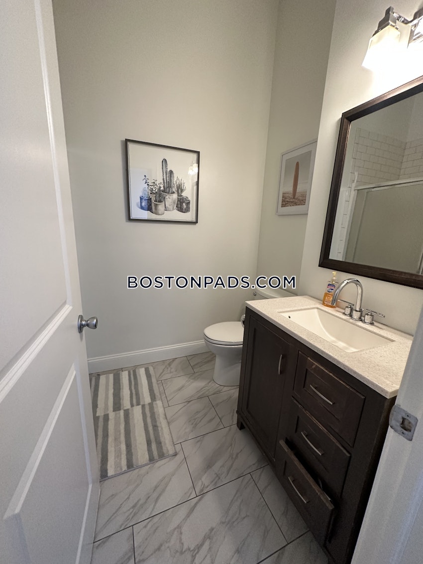 BOSTON - FORT HILL - 4 Beds, 1.5 Baths - Image 20