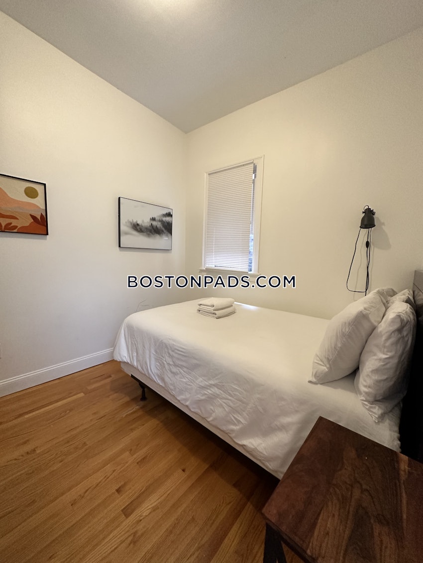 BOSTON - FORT HILL - 4 Beds, 1.5 Baths - Image 14